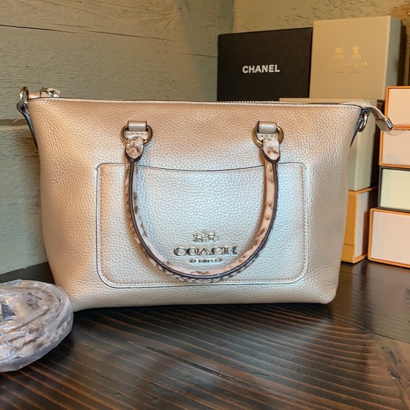 Coach Handbags - Coach Emma crossbody satchel